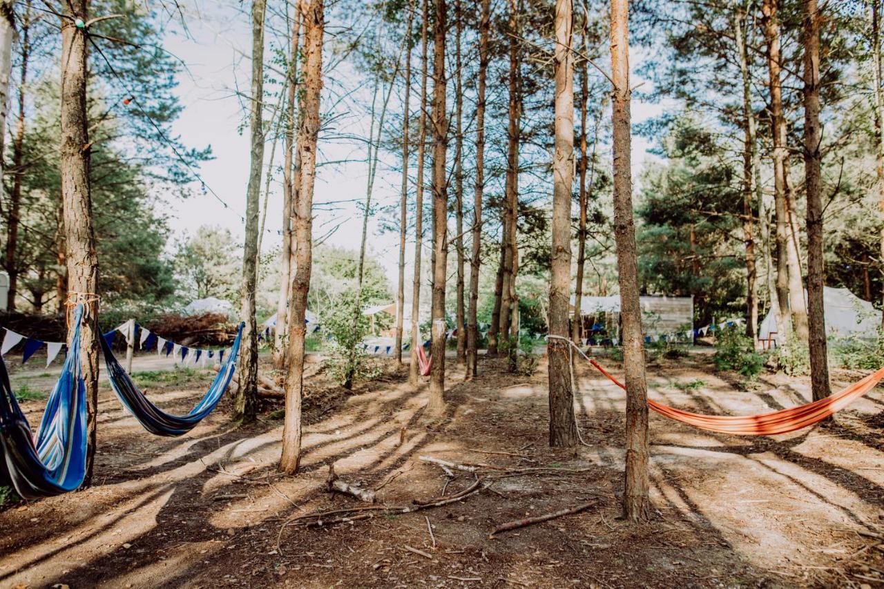 Raus Und Gut Glamping Am Graebendorfer See ドレープカウ エクステリア 写真