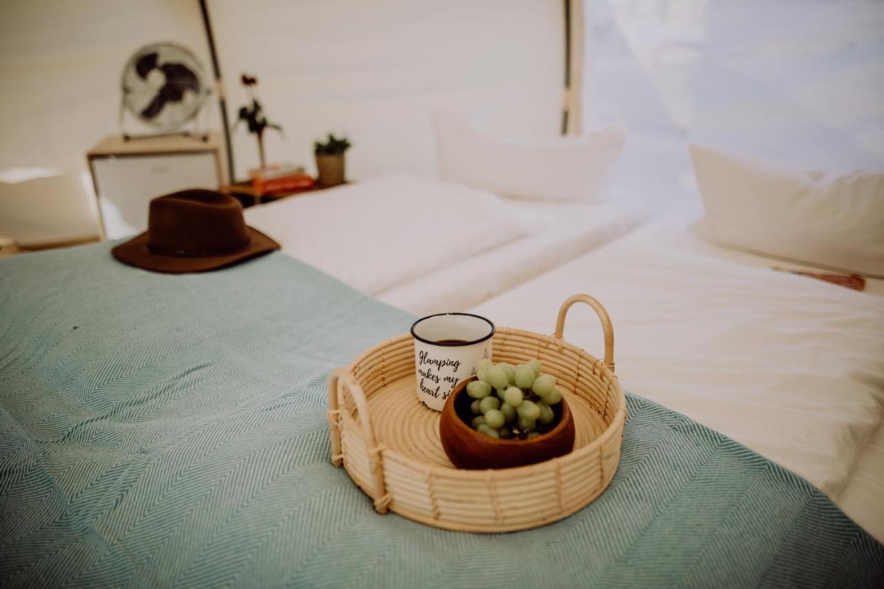 Raus Und Gut Glamping Am Graebendorfer See ドレープカウ エクステリア 写真
