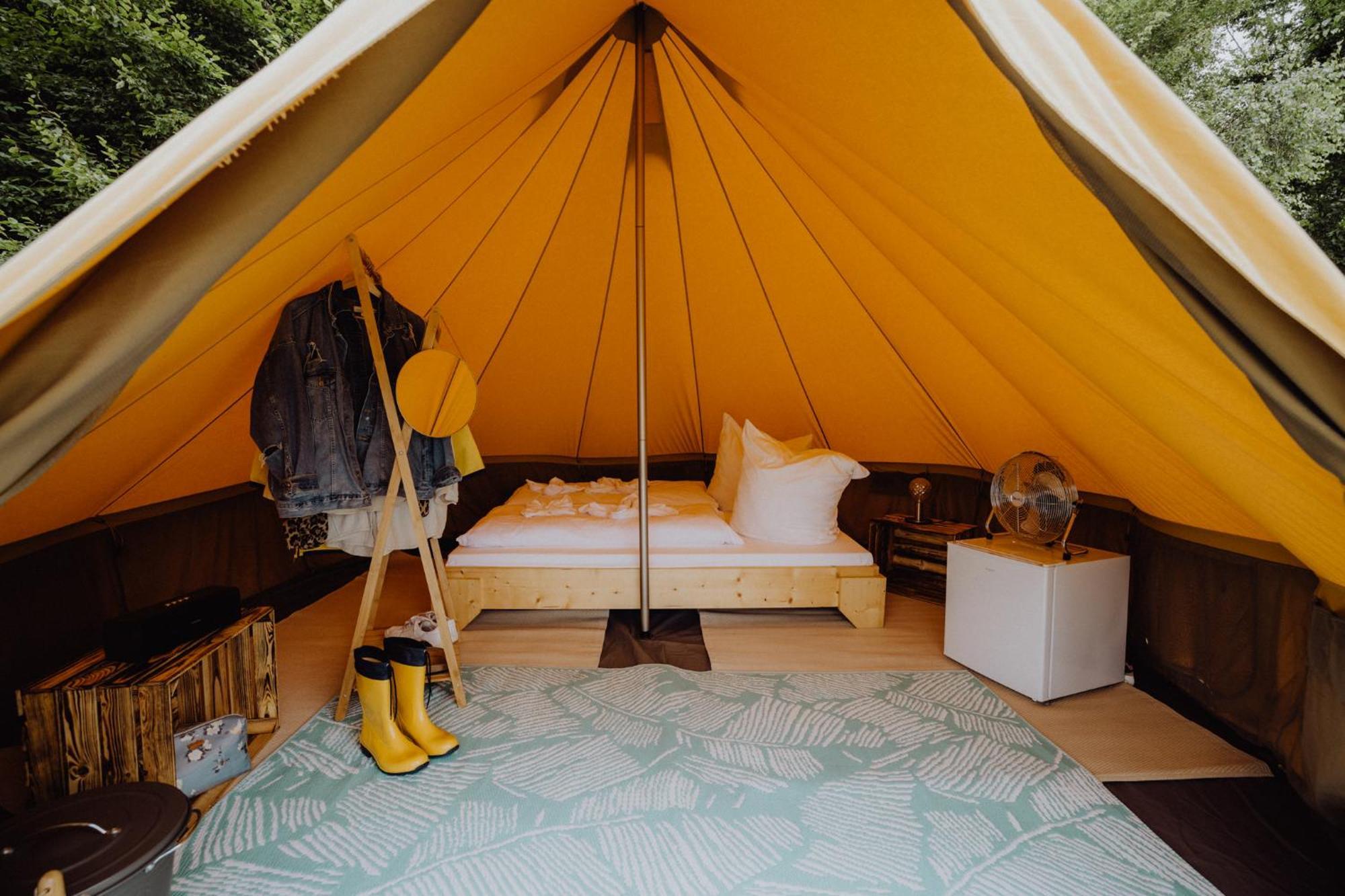 Raus Und Gut Glamping Am Graebendorfer See ドレープカウ エクステリア 写真