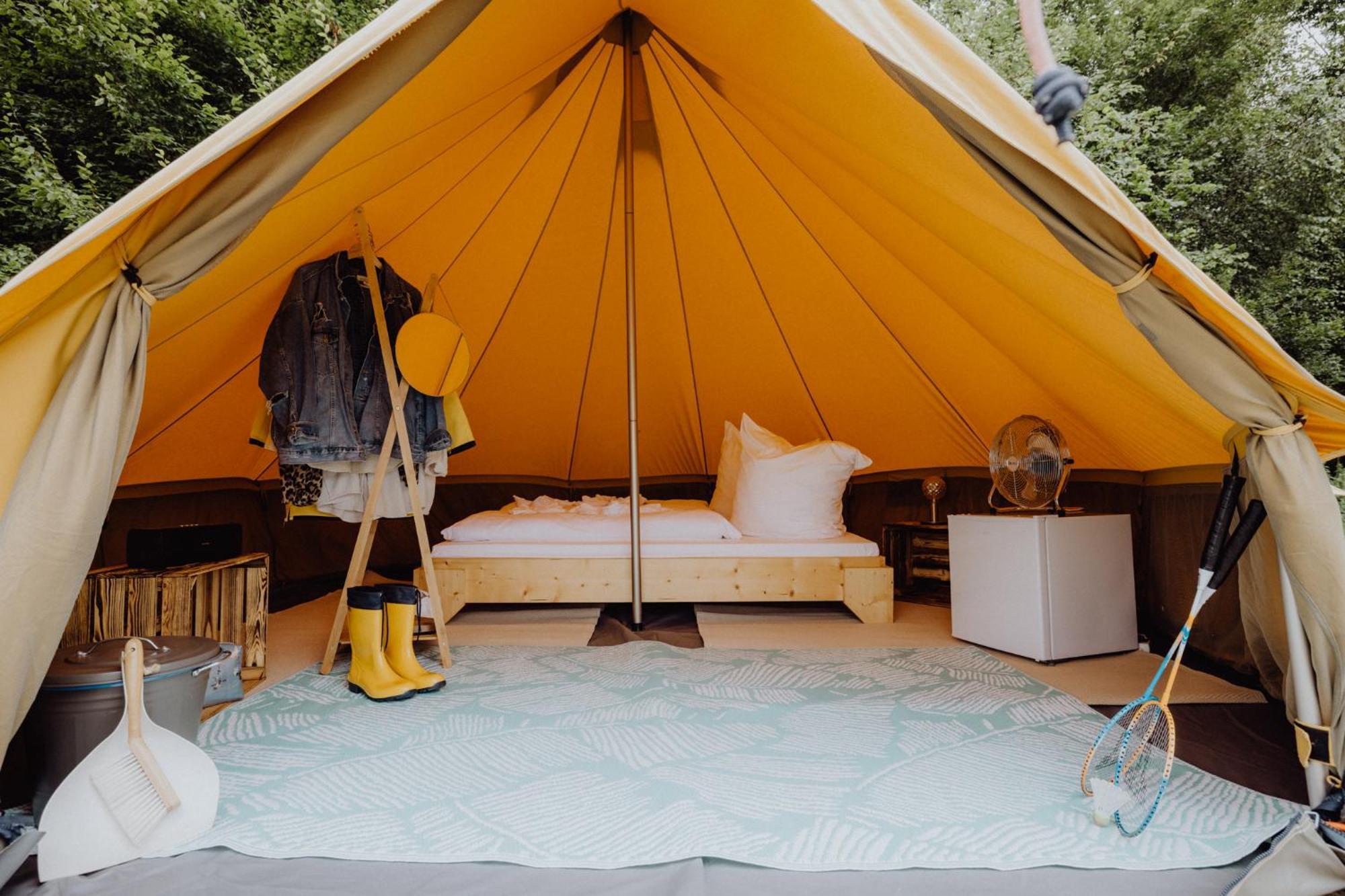 Raus Und Gut Glamping Am Graebendorfer See ドレープカウ エクステリア 写真